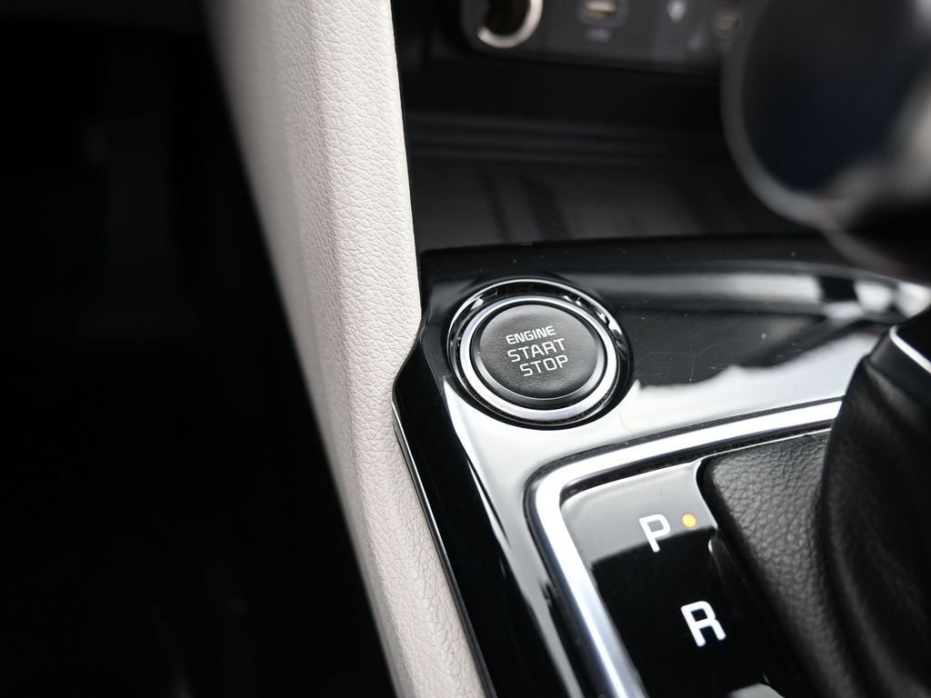 Used 2024 Kia Sportage EX image 29