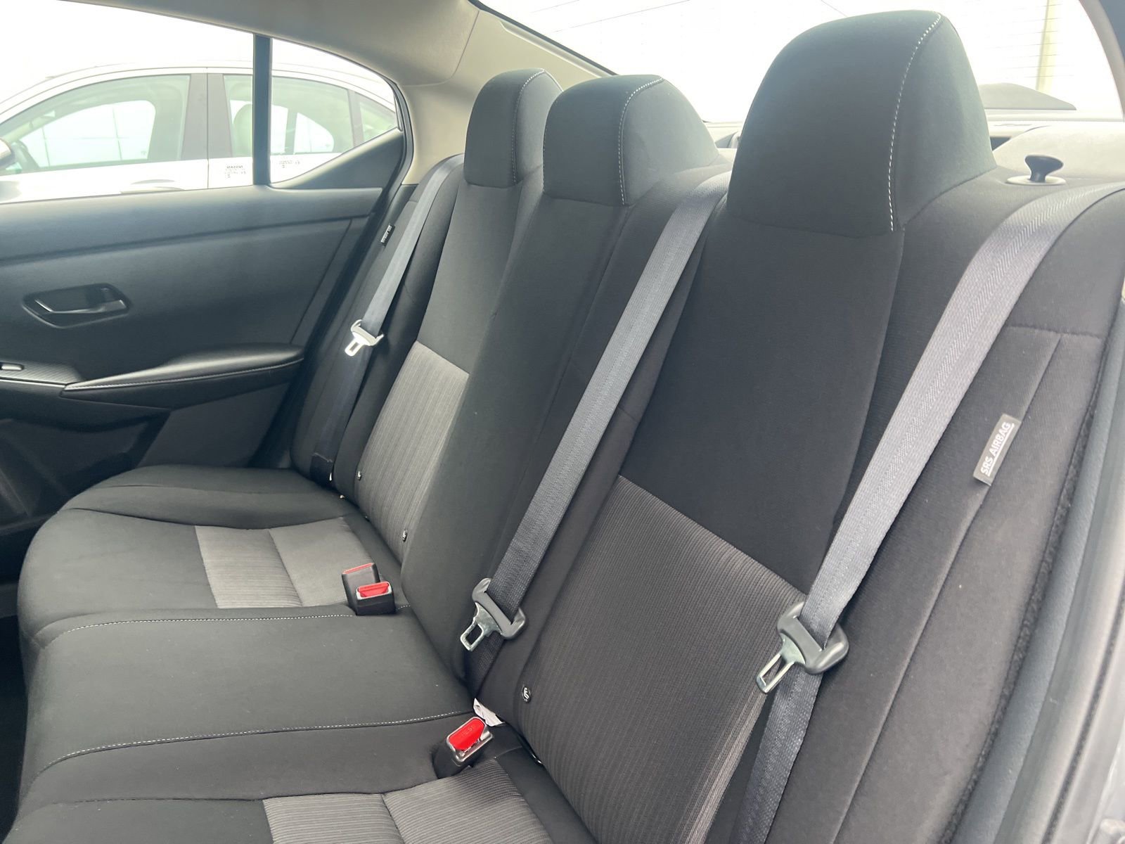 Used 2025 Nissan Sentra SV FWD image 12
