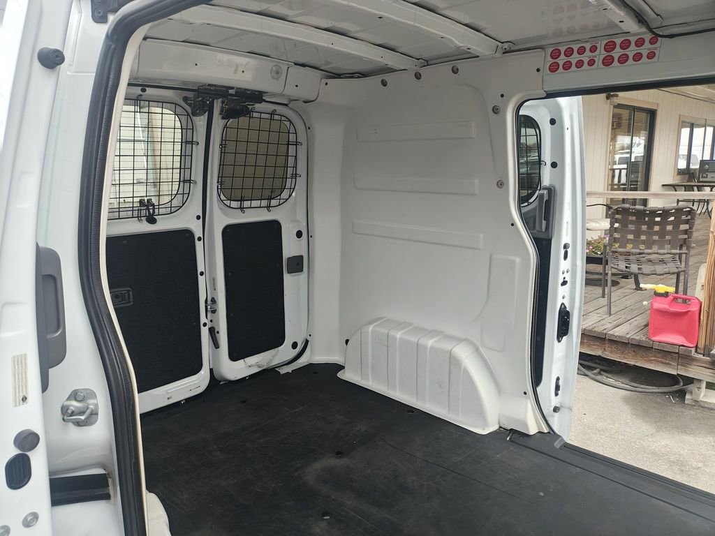 Used 2015 Chevrolet City Express LT w/ Technology Package FWD image 11