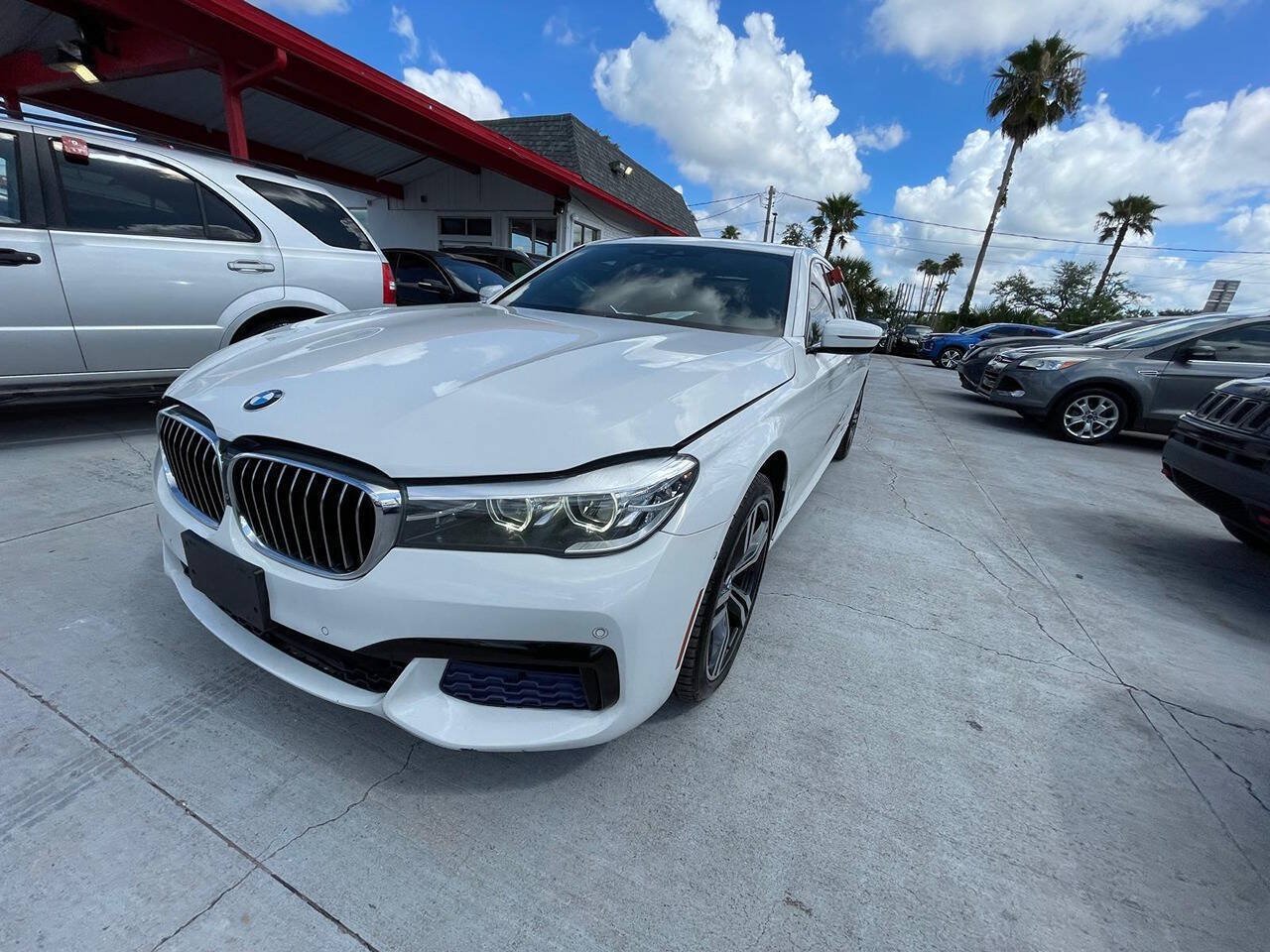 Used 2017 BMW 740i RWD image 5