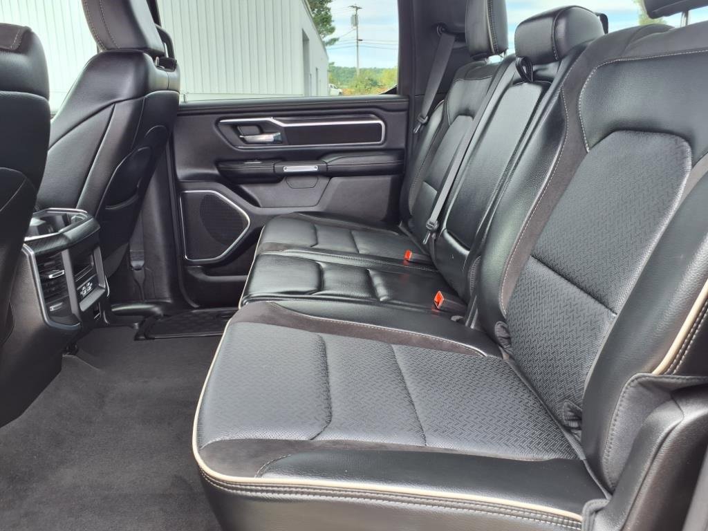 Used 2024 RAM 1500 Laramie image 14