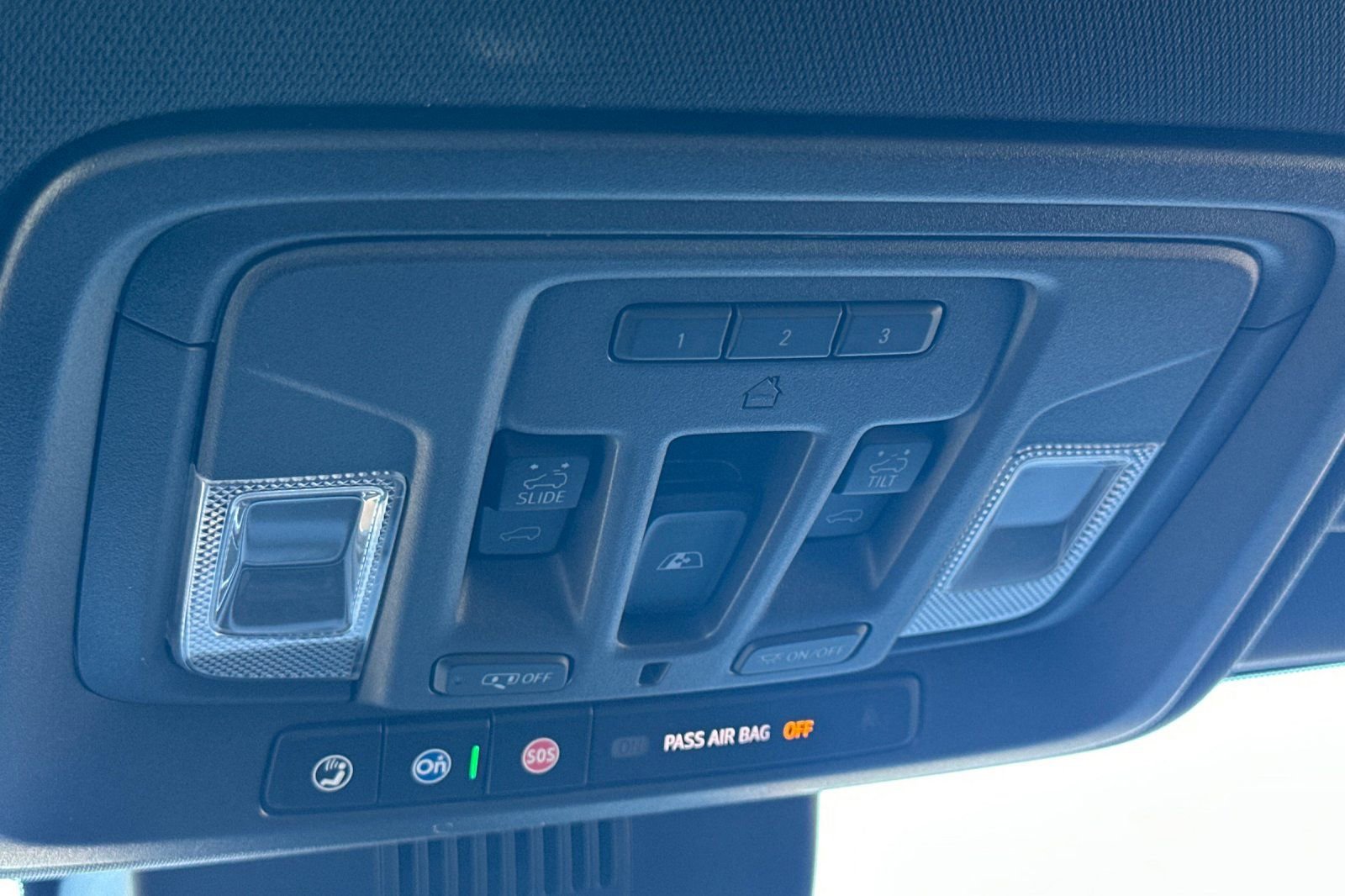 Certified 2023 Chevrolet Silverado 1500 ZR2 w/ Technology Package image 24