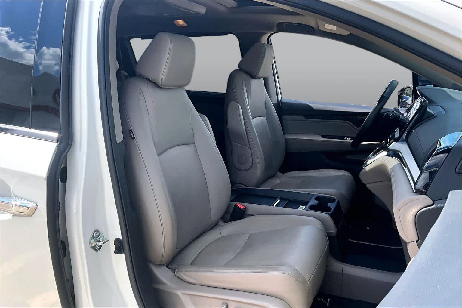 Used 2019 Honda Odyssey Elite image 9