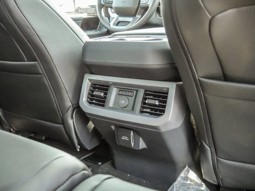 New 2026 Ford F250 Lariat w/ Black Appearance Package AWD/4WD image 32