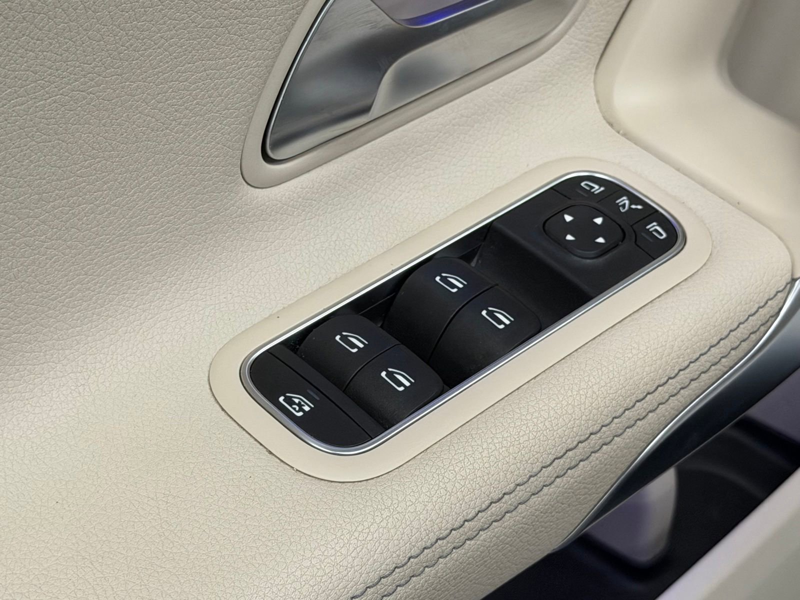 Certified 2022 Mercedes-Benz CLA 250 image 23