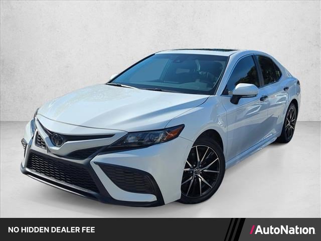 Certified 2024 Toyota Camry SE FWD image 1