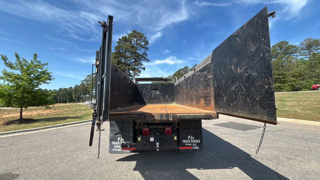 Used 2022 Ford F650 2WD Crew Cab Super Duty image 32