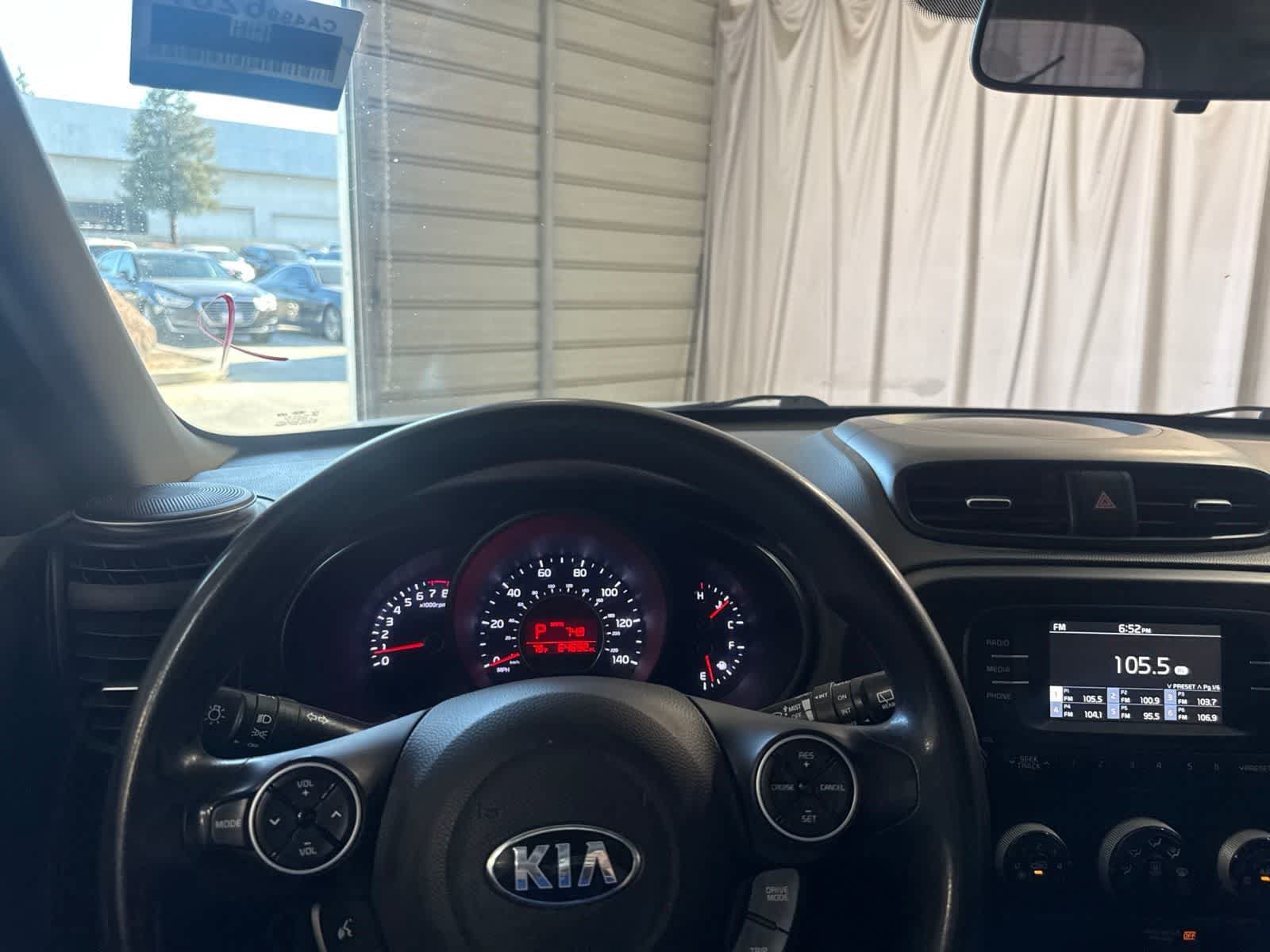 Used 2017 Kia Soul FWD image 22