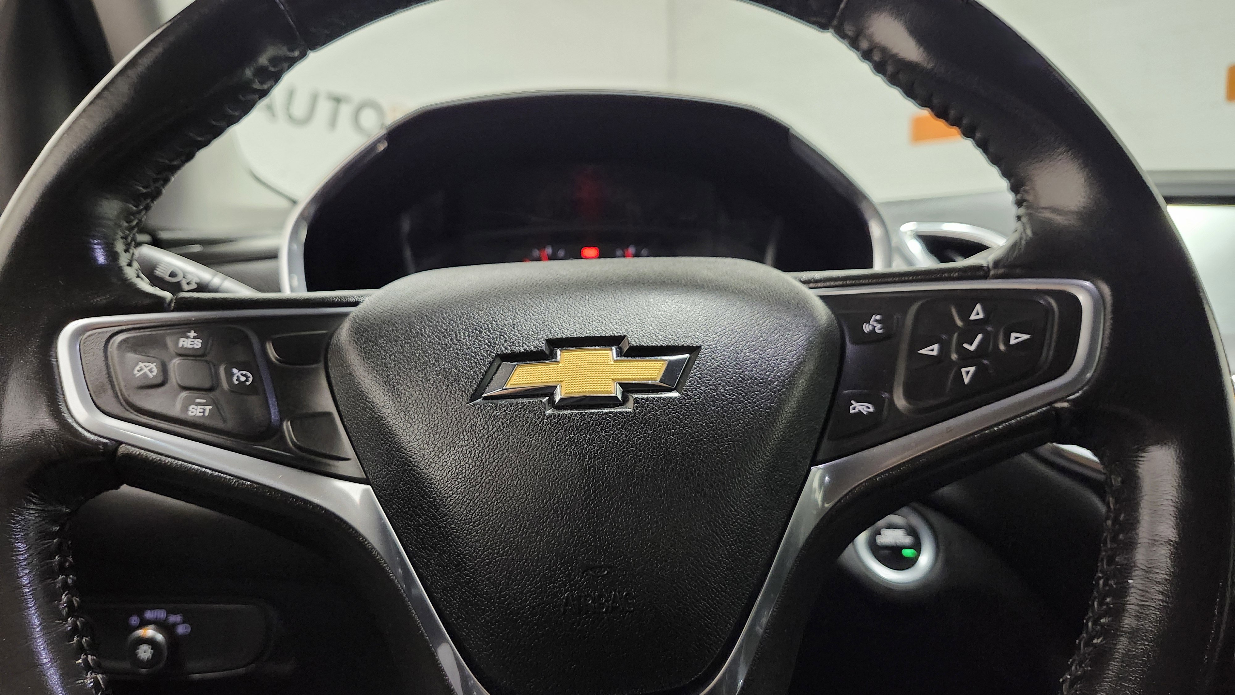 Used 2018 Chevrolet Equinox LT image 28