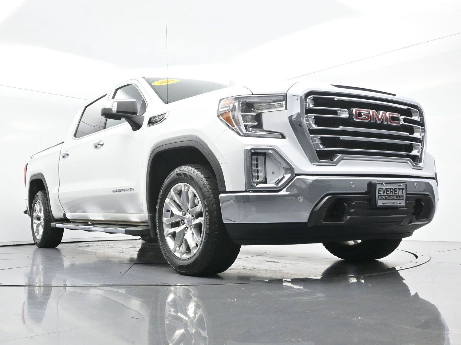 Used 2019 GMC Sierra 1500 SLT w/ SLT Premium Plus Package AWD/4WD image 47