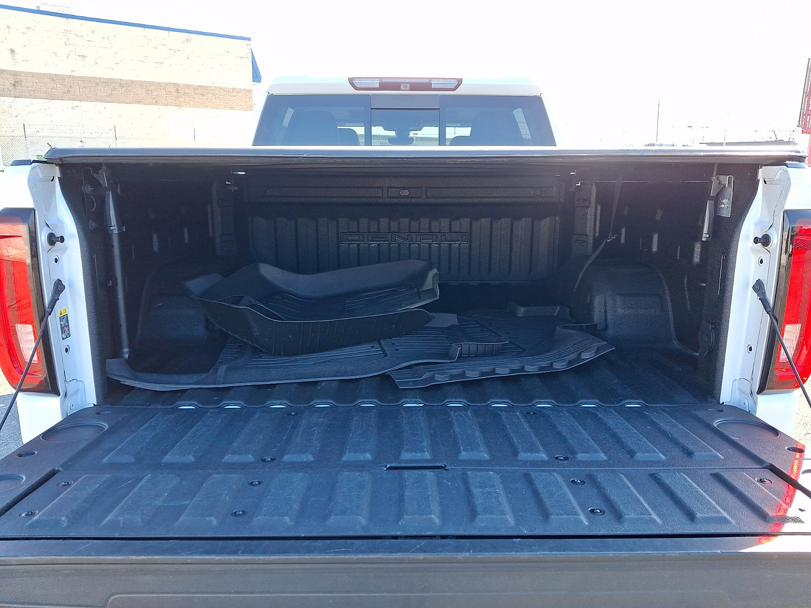 Used 2019 GMC Sierra 1500 Denali w/ Denali Ultimate Package image 32