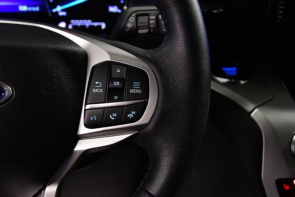 Used 2024 Ford Explorer XLT w/ Class IV Trailer Tow Package image 21