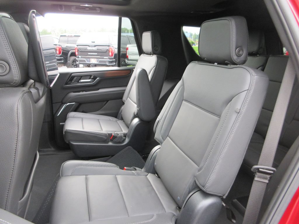 Certified 2025 GMC Yukon Denali w/ Denali Reserve Package AWD/4WD image 26
