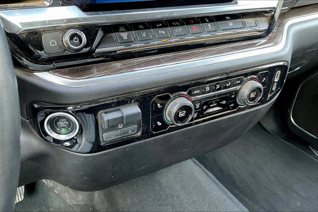 Used 2025 Chevrolet Silverado 2500 LT w/ Safety Package AWD/4WD image 17