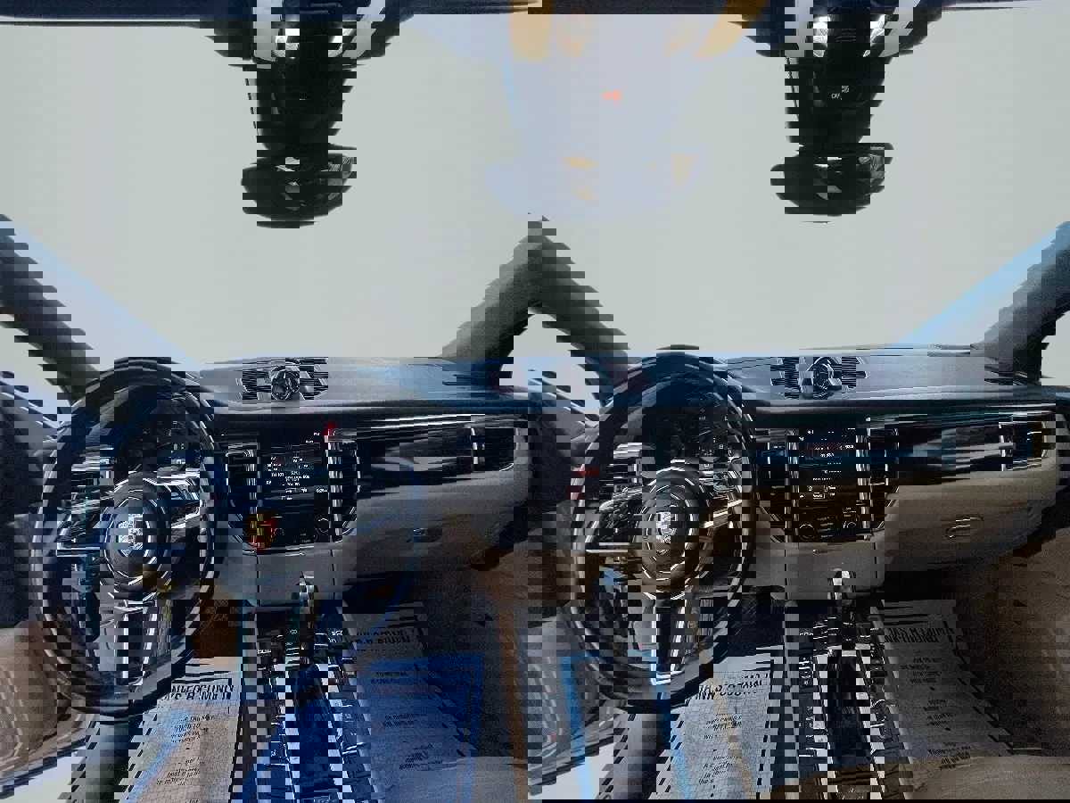 Used 2017 Porsche Macan image 10