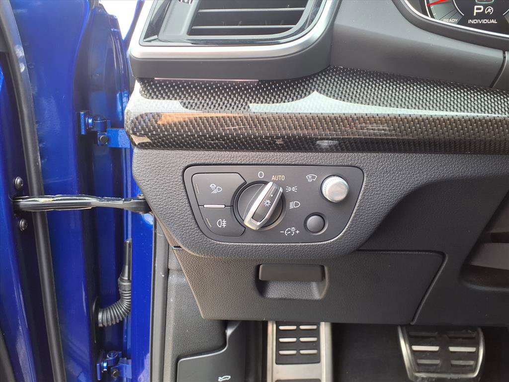 Used 2023 Audi SQ5 Prestige w/ Prestige Package image 20