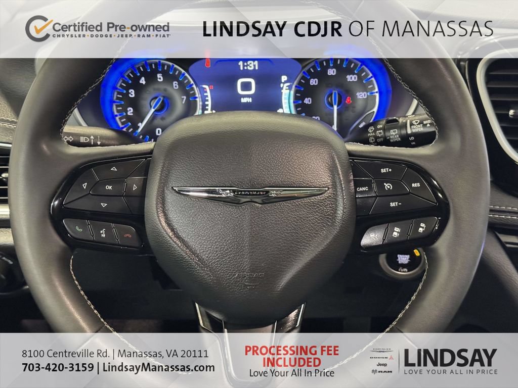 Certified 2025 Chrysler Pacifica Limited FWD image 25