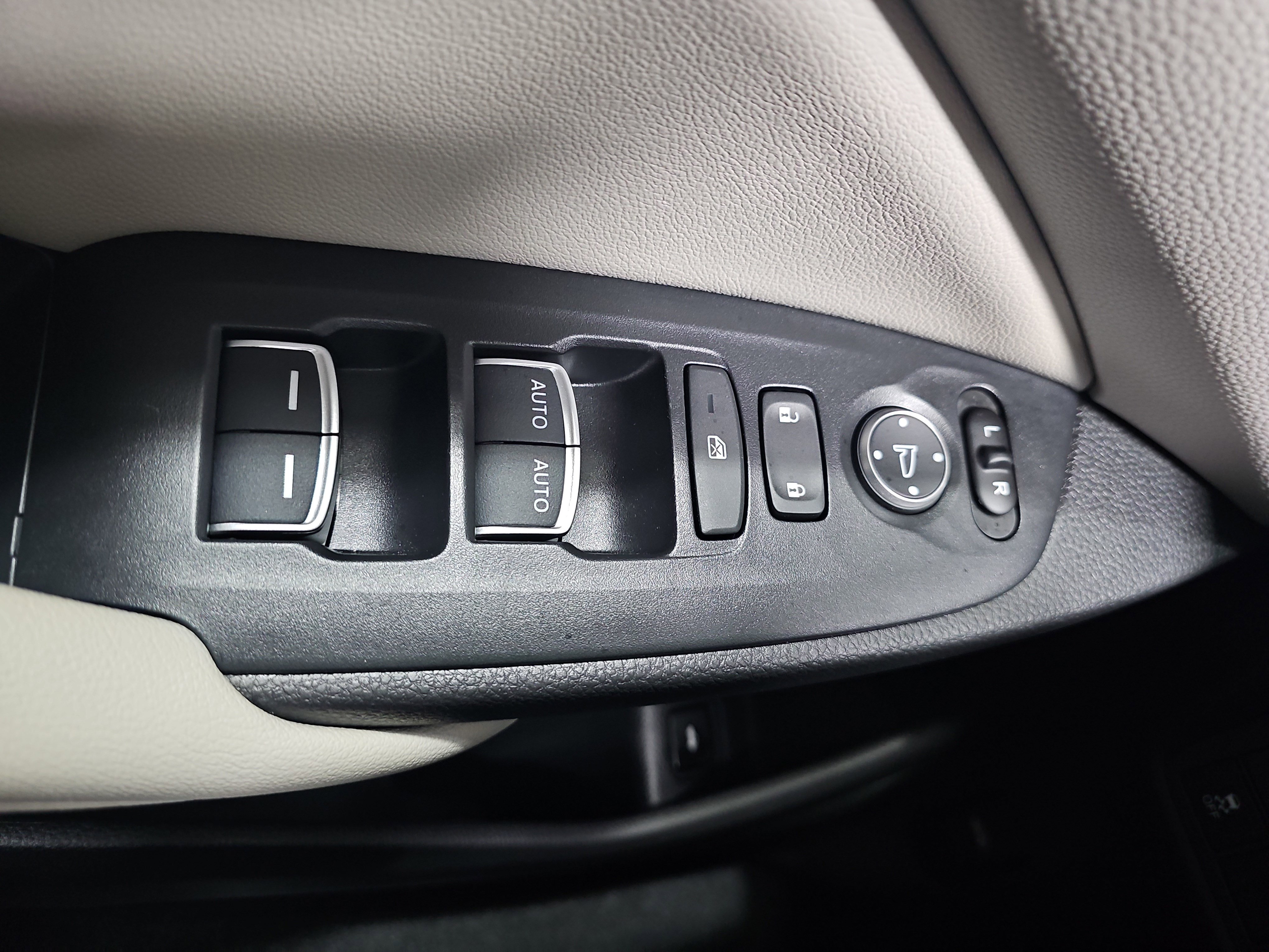 Used 2020 Honda Accord LX image 27