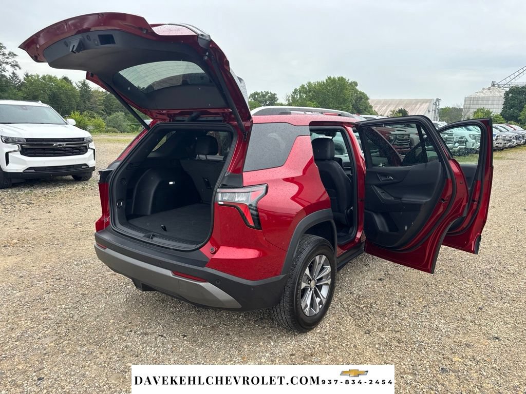 Used 2025 Chevrolet Equinox LT w/ Convenience Package II FWD image 31