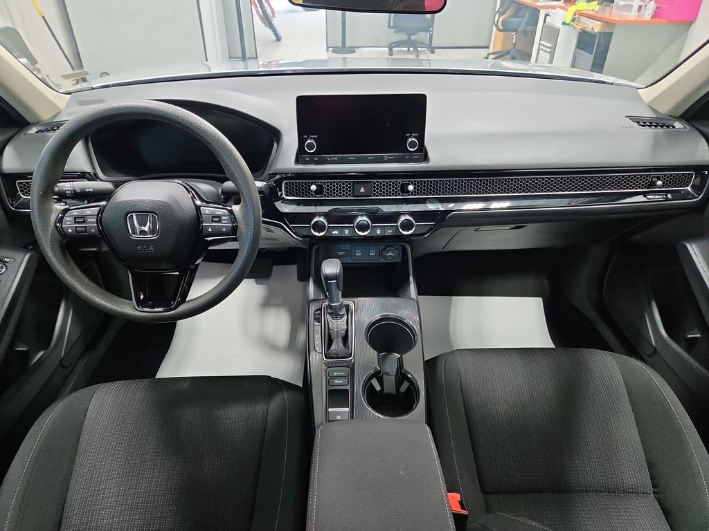 Used 2025 Honda Civic LX image 3