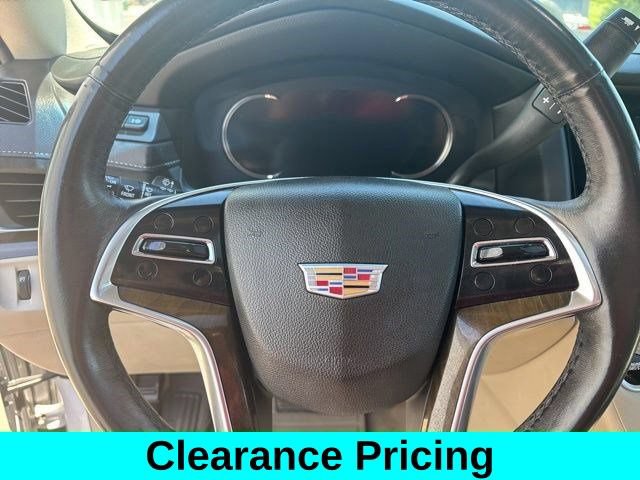 Used 2018 Cadillac Escalade ESV Luxury AWD/4WD image 17