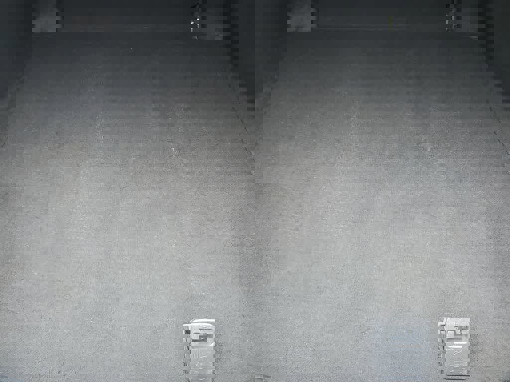 Used 2020 Toyota Camry LE image 9