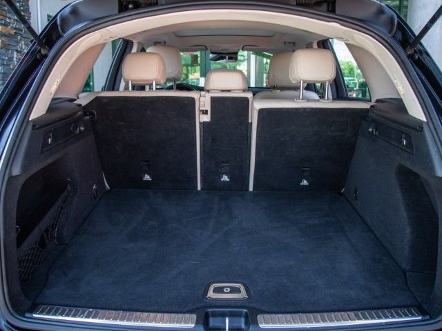 Used 2022 Mercedes-Benz GLC 300 4MATIC image 25