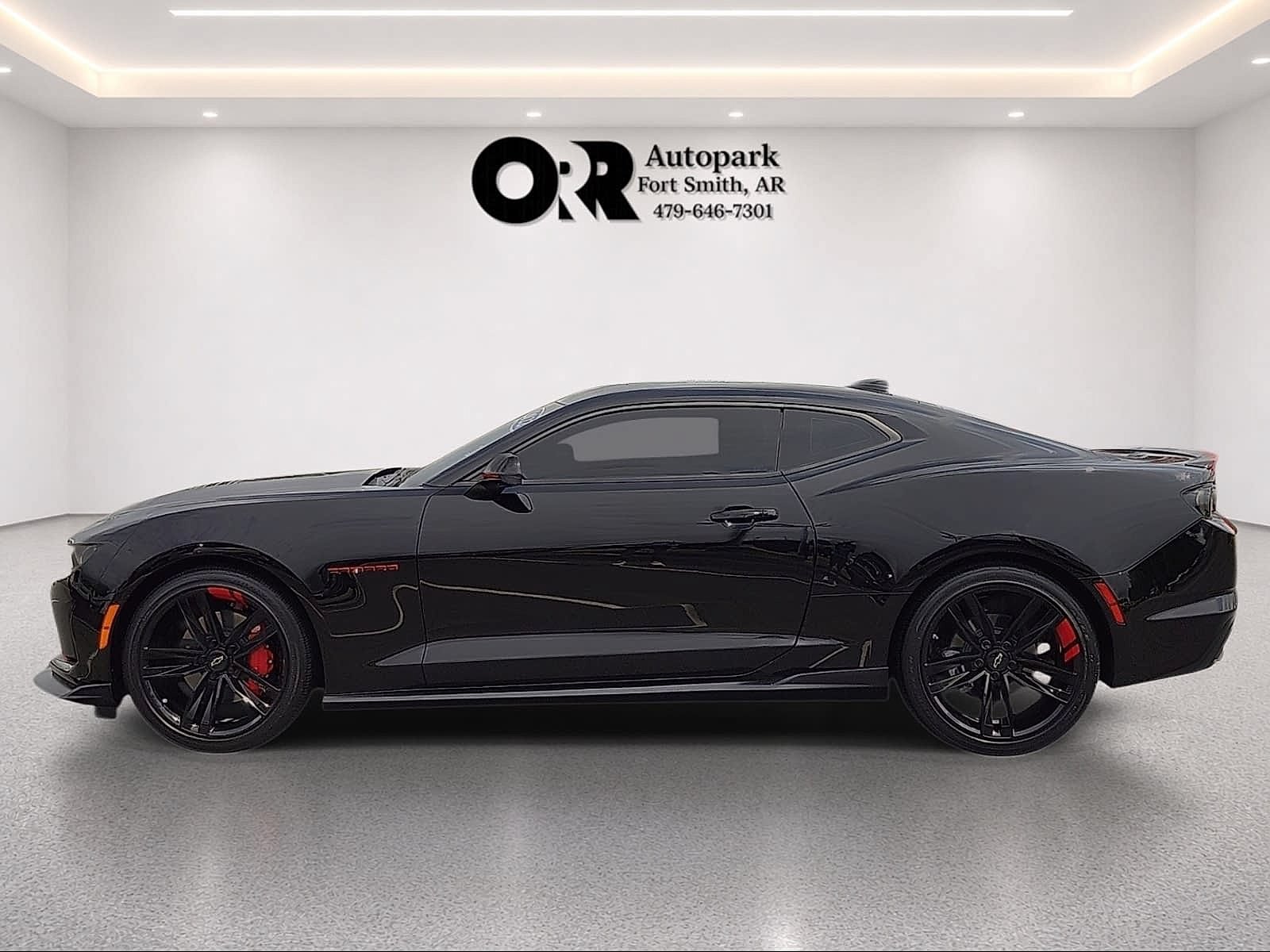 Used 2022 Chevrolet Camaro LT w/ Redline Edition RWD image 3