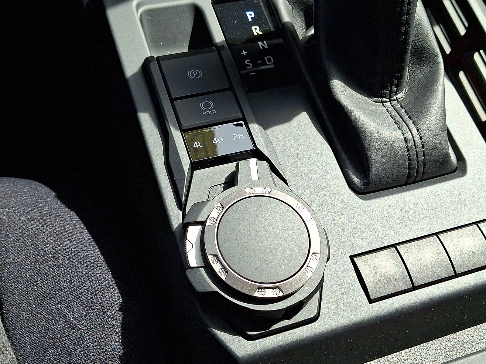 Used 2025 Toyota Tacoma SR w/ SR Upgrade Package image 25