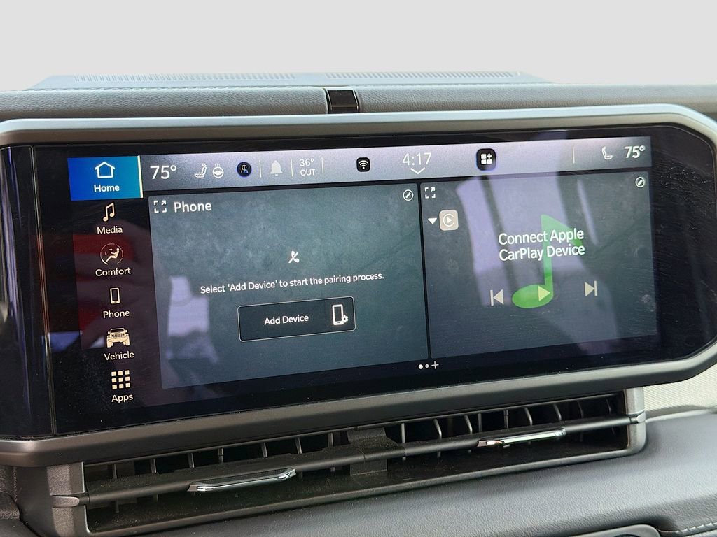 Used 2025 Jeep Wrangler Unlimited Sahara image 16