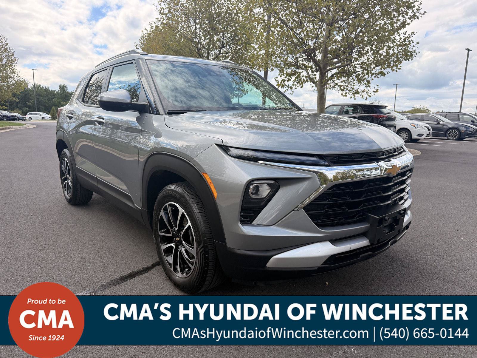 Used 2025 Chevrolet TrailBlazer LT AWD/4WD image 1
