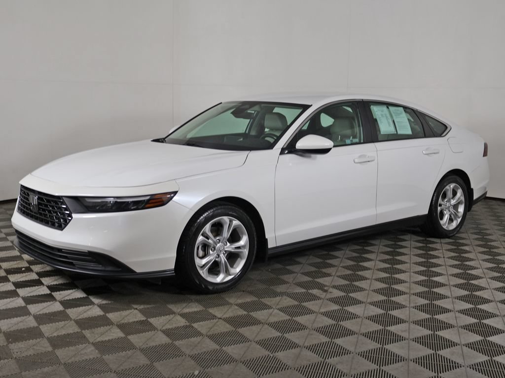 Used 2023 Honda Accord LX image 5