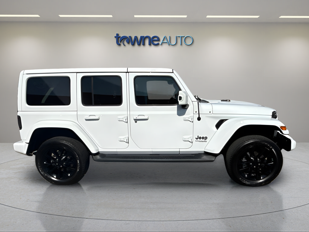 Used 2021 Jeep Wrangler Unlimited Sahara AWD/4WD image 8