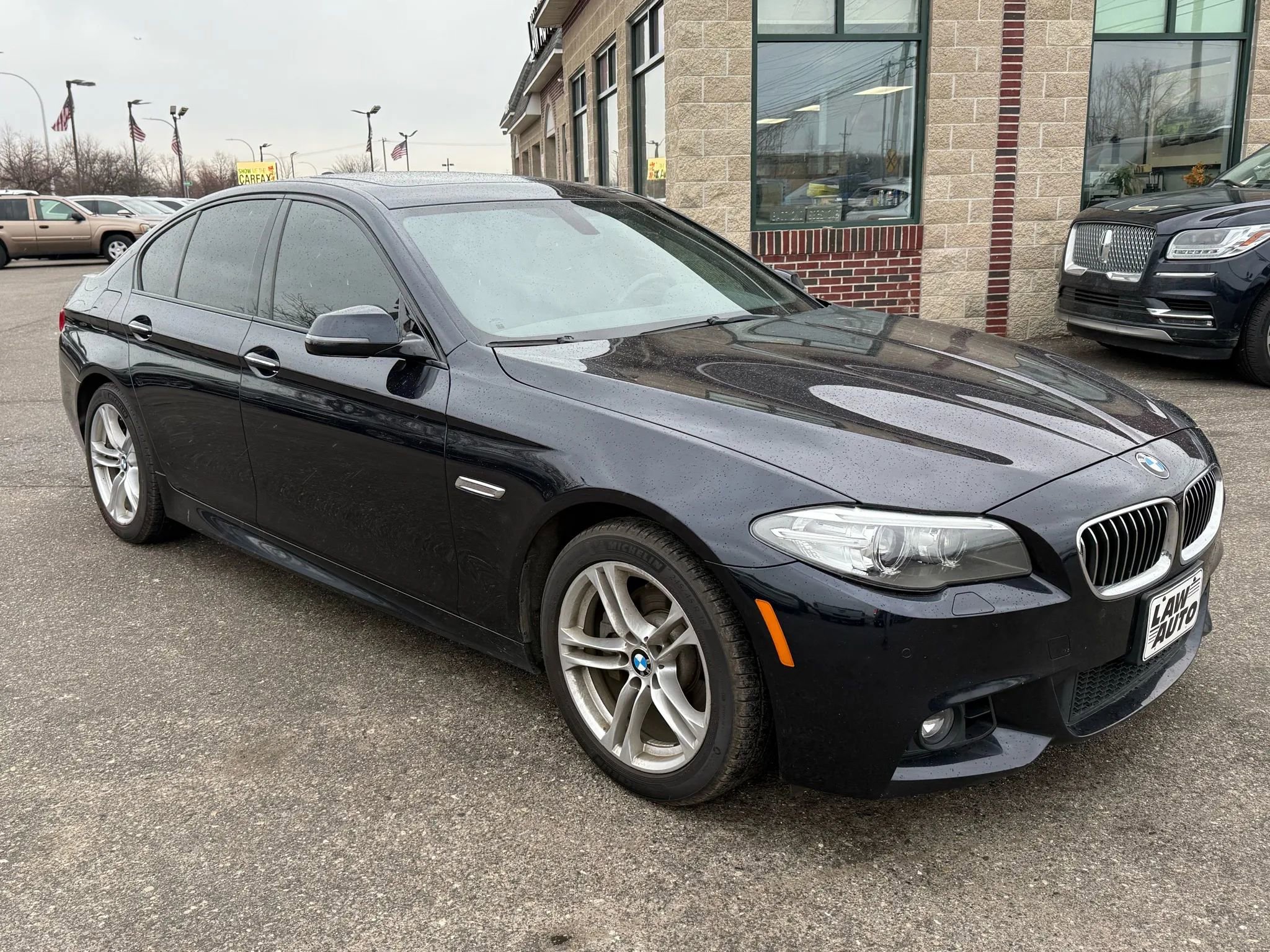 Used 2014 BMW 528i xDrive Sedan AWD/4WD image 3