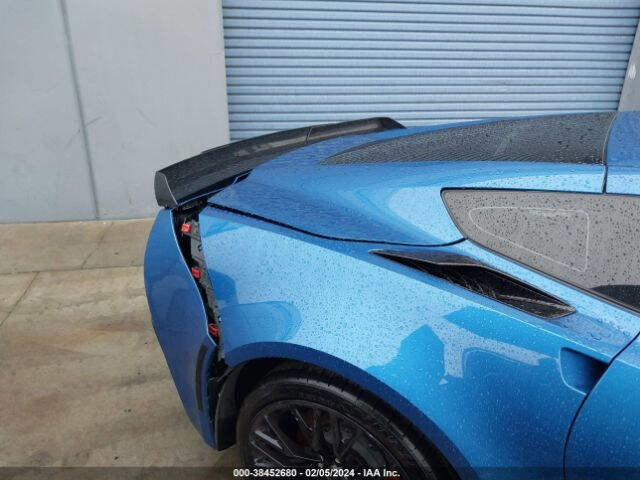 Used 2016 Chevrolet Corvette Z06 w/ 3LZ Preferred Equipment Group image 4