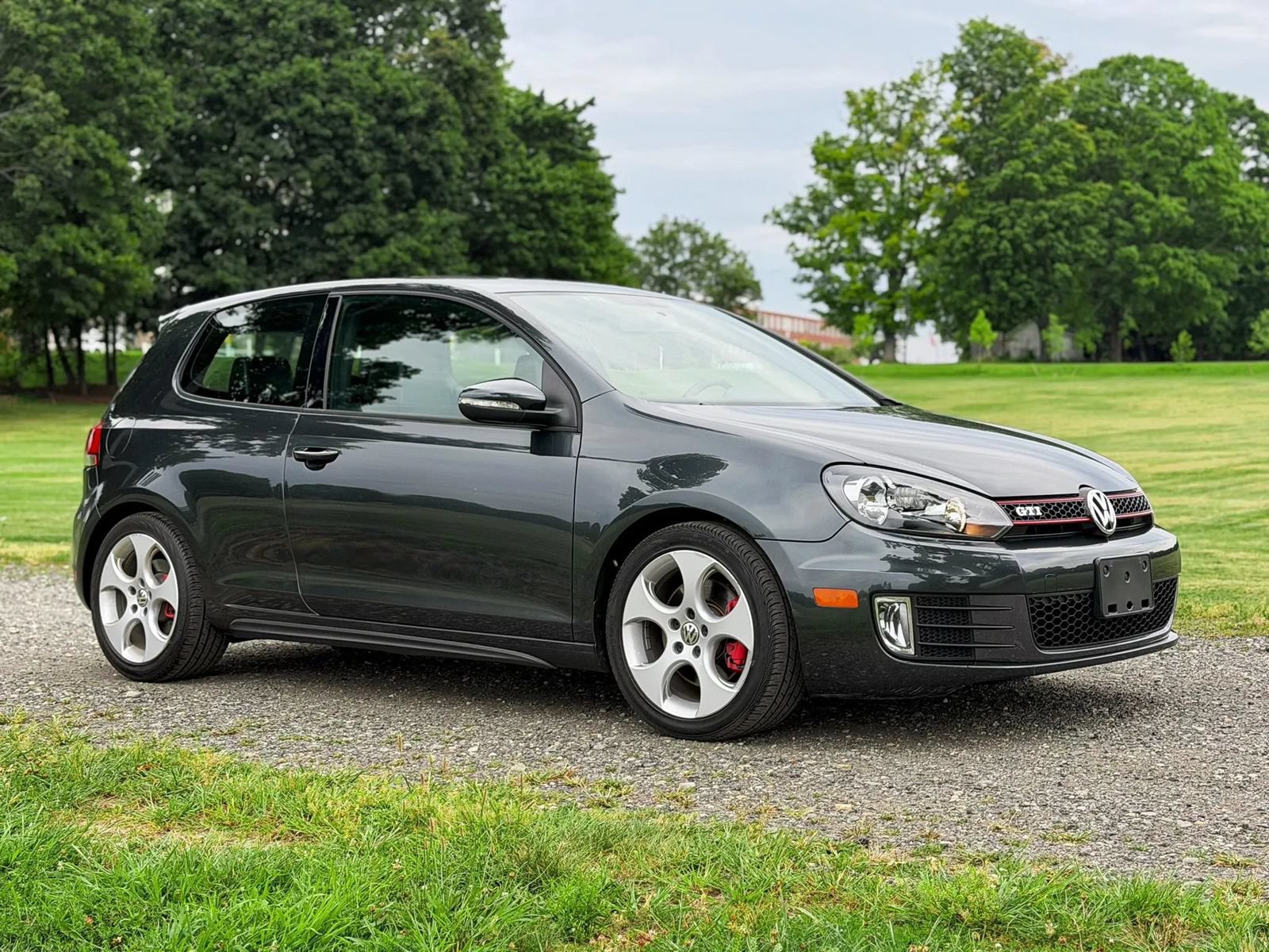 Used 2010 Volkswagen GTI 2-Door FWD image 2