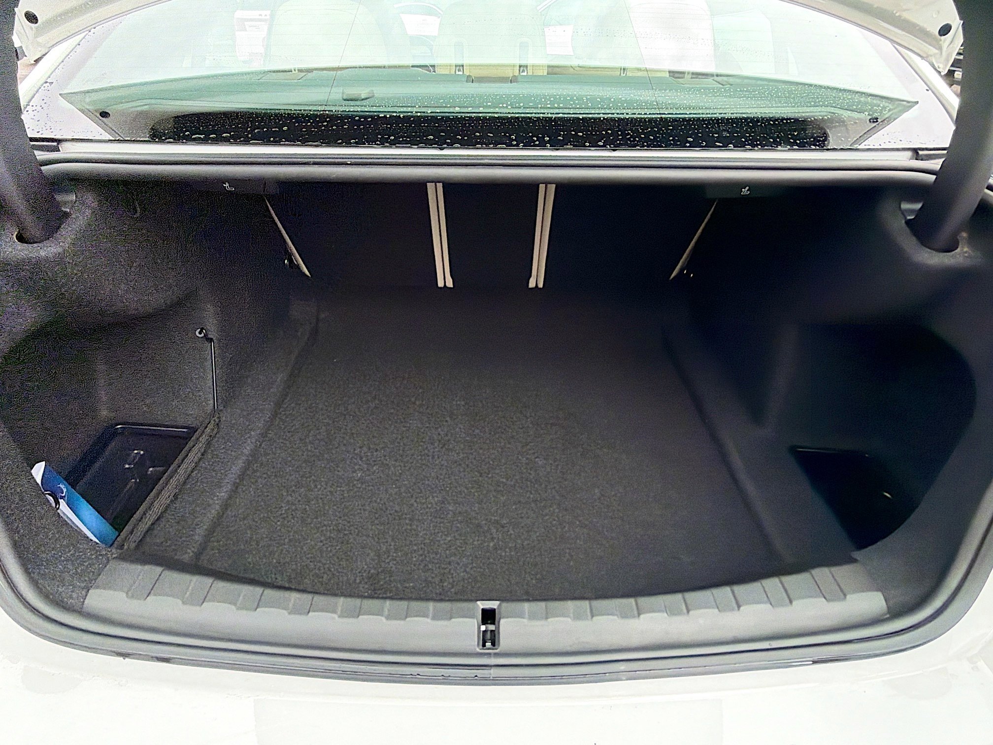 Used 2025 BMW 330i Sedan w/ Convenience Package image 12