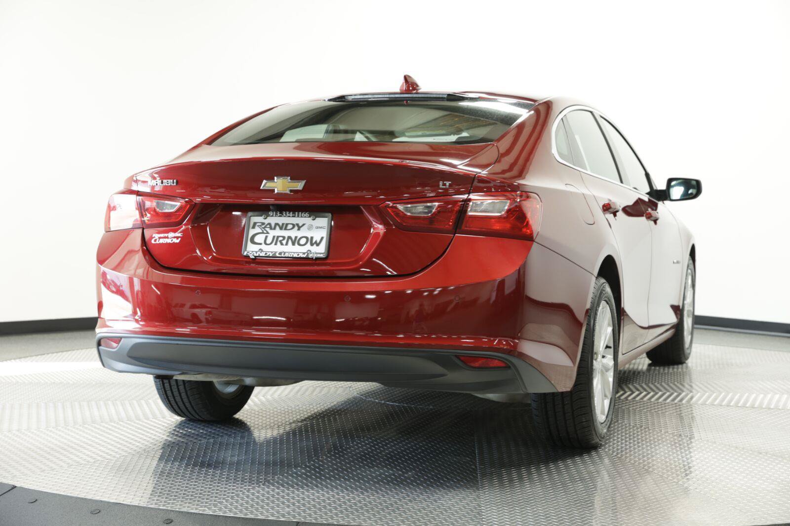 Used 2025 Chevrolet Malibu LT FWD image 8