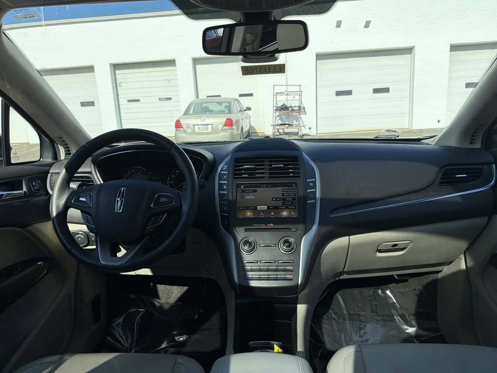 Used 2017 Lincoln MKC Reserve w/ Lincoln MKC Climate Package image 18