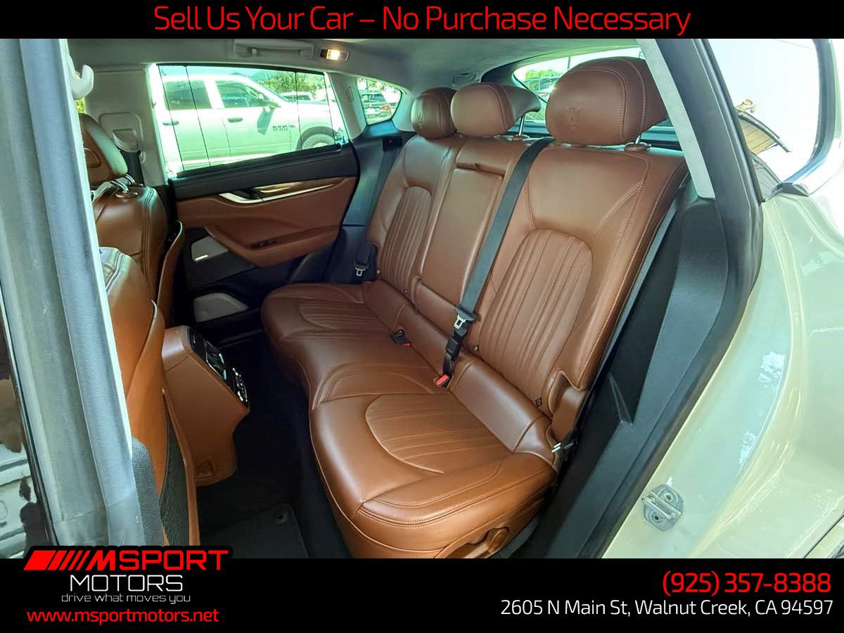 Used 2018 Maserati Levante S GranLusso AWD/4WD image 16