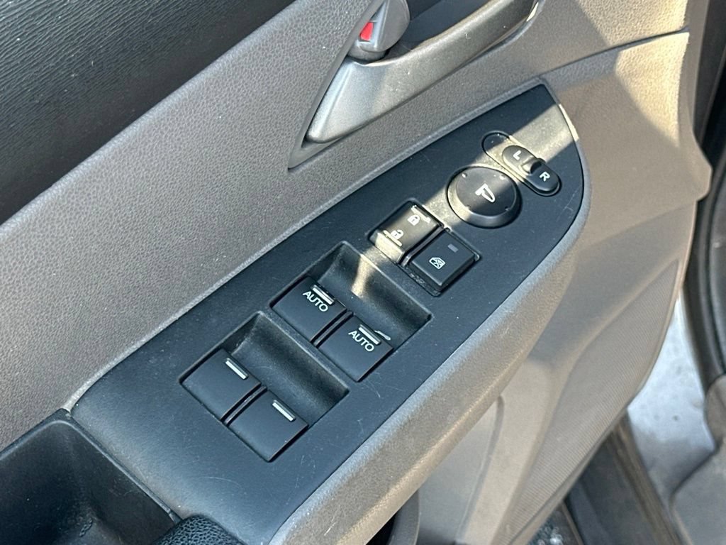Used 2011 Honda Odyssey Touring image 18