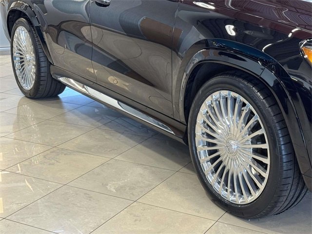 Certified 2024 Mercedes-Benz Maybach GLS 600 4MATIC image 12