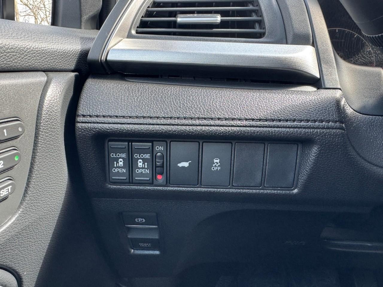 Certified 2025 Honda Odyssey EX-L image 29