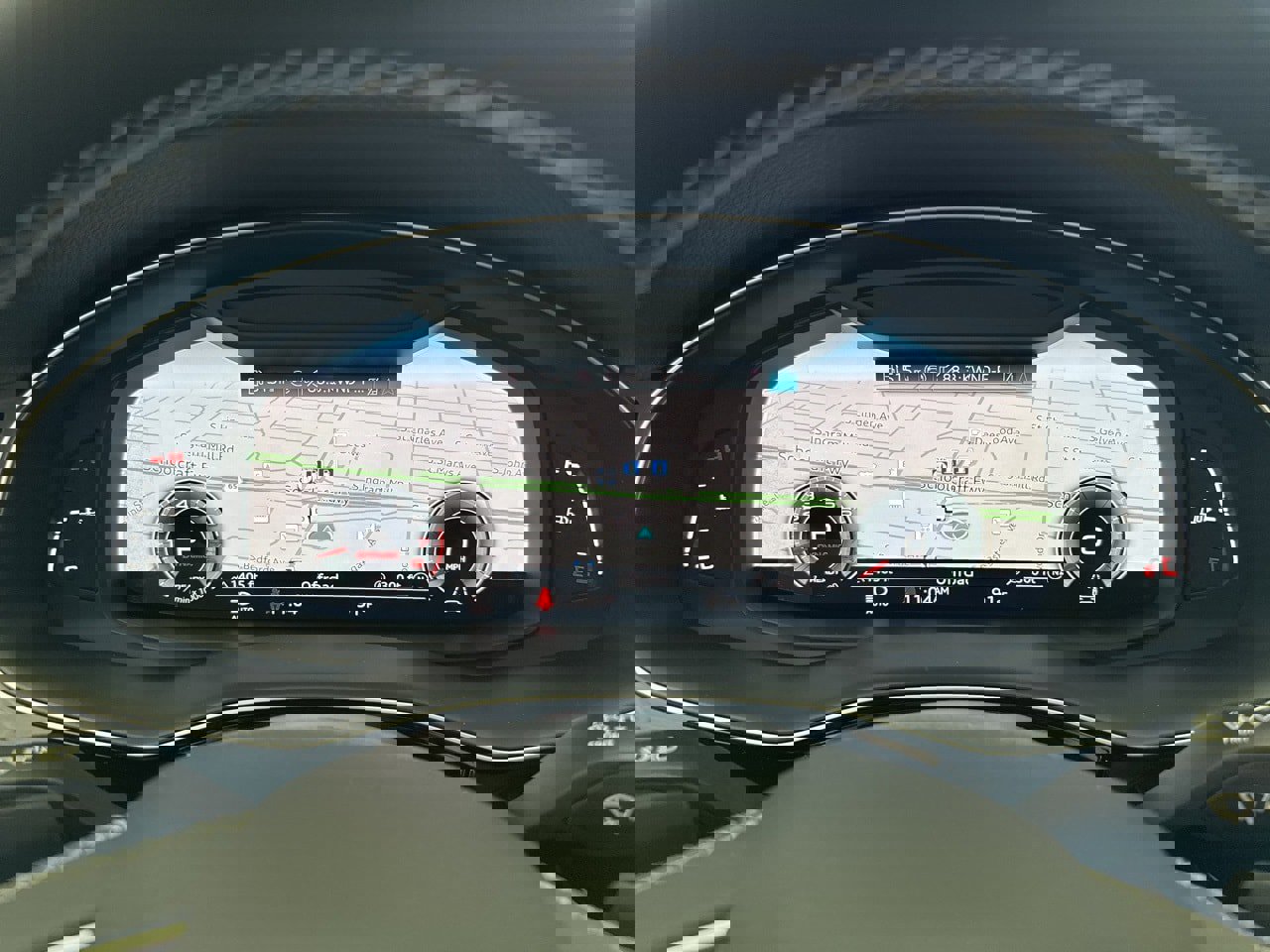 New 2025 Audi Q8 Premium Plus image 18