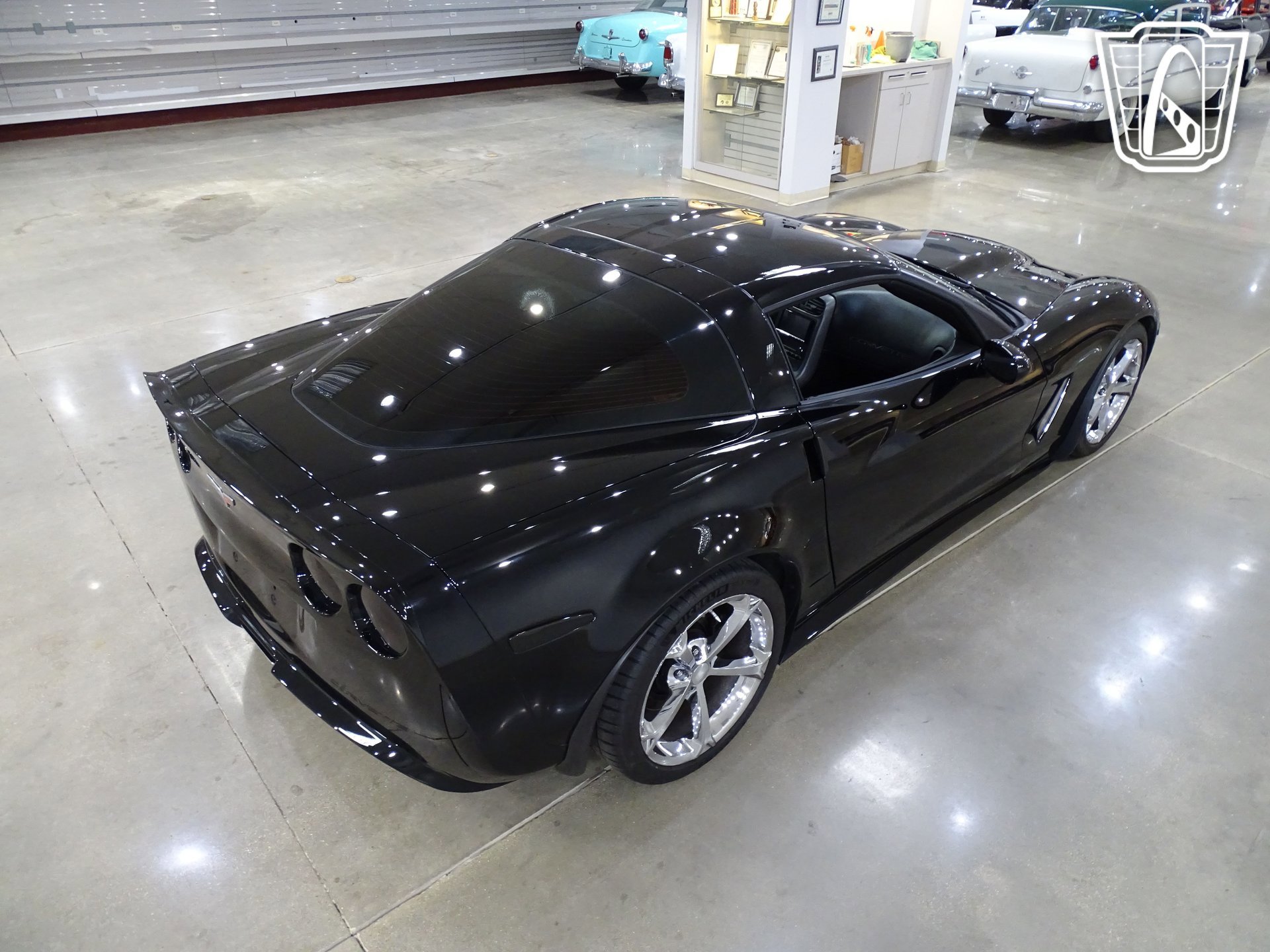 Used 2006 Chevrolet Corvette Coupe w/ Performance Package image 14
