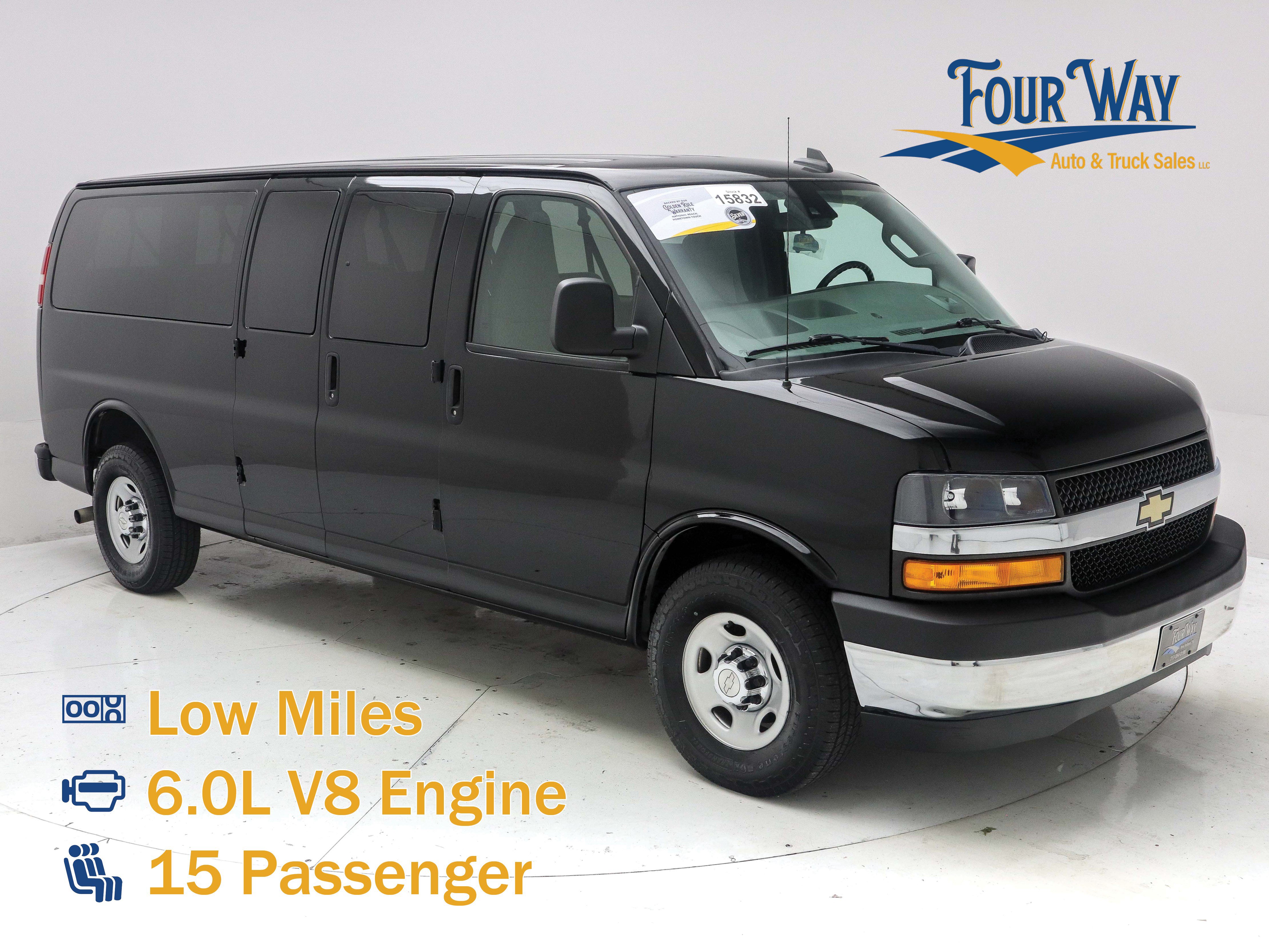 Used 2019 Chevrolet Express 3500 LT w/ LT Preferred Equipment Group RWD image 1
