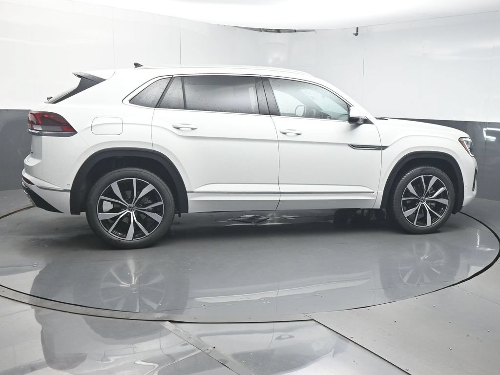 New 2026 Volkswagen Atlas Cross Sport SEL Premium R-Line AWD/4WD image 8