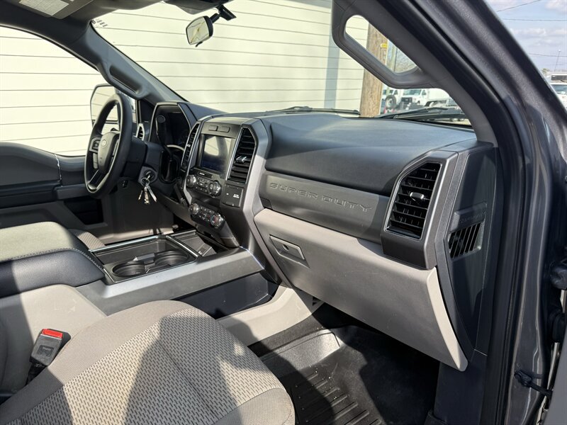 Used 2022 Ford F250 XLT w/ XLT Premium Package RWD image 43