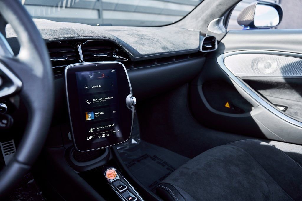 Used 2025 McLaren Artura Spider RWD image 64