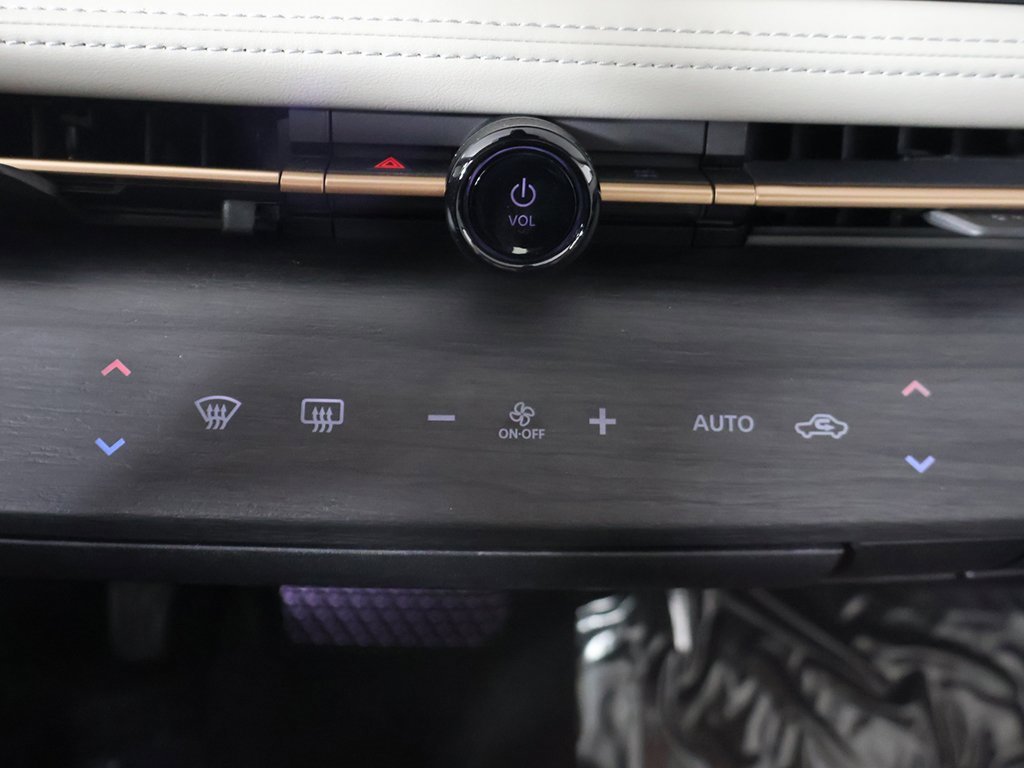 Used 2024 Nissan Ariya ENGAGE+ e-4ORCE image 47